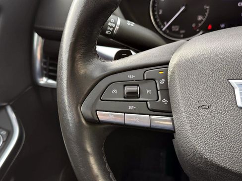 Used 2023 Cadillac XT4 Luxury w/ Cold Weather Package image 22