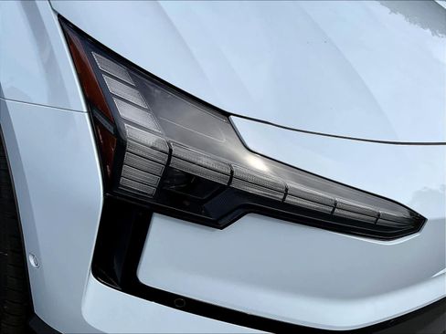 New 2026 Volvo EX30 Ultra w/ Protection Package Premier image 33