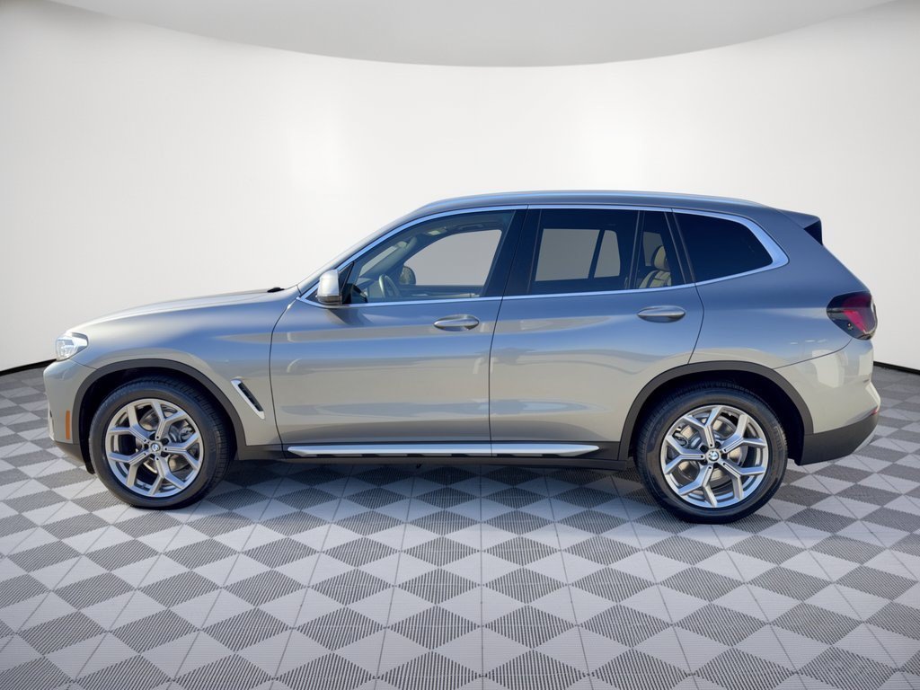 Used 2023 BMW X3 sDrive30i w/ Convenience Package RWD image 2