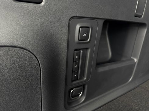 New 2025 Lincoln Navigator L Reserve w/ Jet Appearance Package image 17