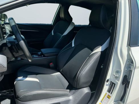 Certified 2025 Toyota Camry SE FWD image 11