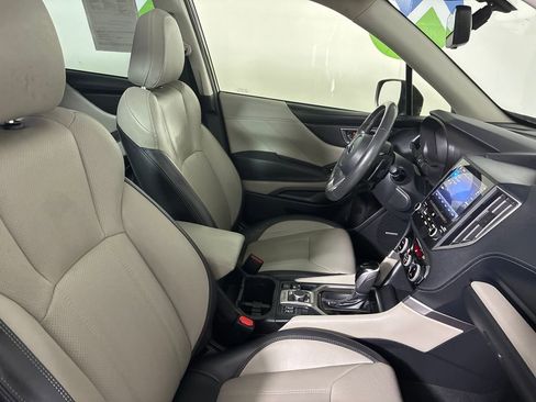 Used 2023 Subaru Forester Limited AWD/4WD image 31
