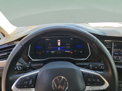Used 2022 Volkswagen Jetta SE FWD image 15