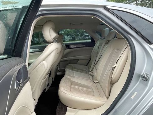 Used 2017 Lincoln MKZ Reserve FWD image 22