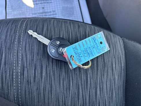 Used 2014 Nissan Sentra SV FWD image 32