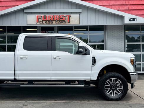 Used 2018 Ford F250 Lariat w/ Lariat Ultimate Package AWD/4WD image 12