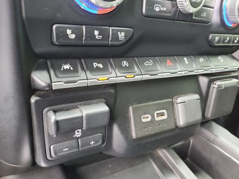 Used 2019 GMC Sierra 1500 AT4 w/ AT4 Premium Package AWD/4WD image 26