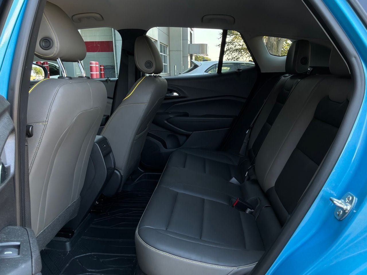 Used 2025 Chevrolet Trax ACTIV w/ Driver Confidence Package FWD image 14
