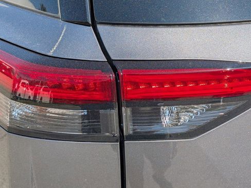 New 2026 Nissan Pathfinder SL image 11