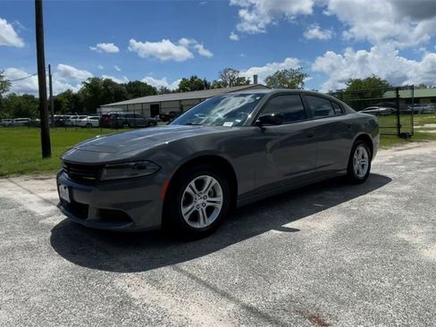 Used 2023 Dodge Charger SXT image 4