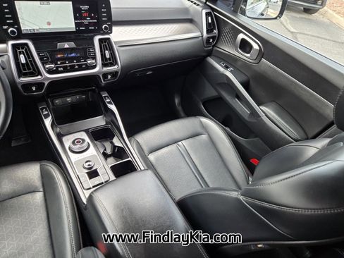 Used 2023 Kia Sorento EX AWD/4WD image 12