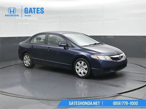 Used 2010 Honda Civic LX image 4