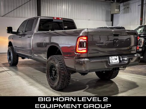 Used 2024 RAM 2500 Big Horn w/ Night Edition AWD/4WD image 5