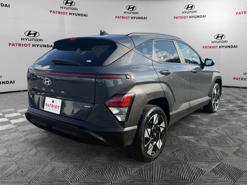 Used 2024 Hyundai Kona SEL AWD/4WD image 3