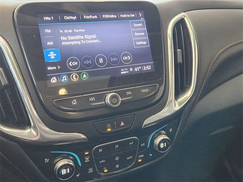 Used 2022 Chevrolet Equinox Premier image 22