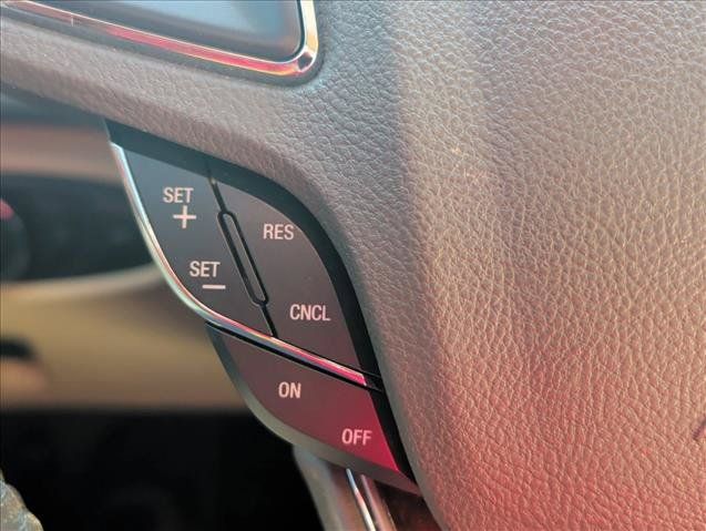 Used 2013 Lincoln MKZ FWD image 13
