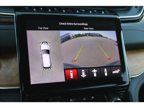 Used 2022 Jeep Grand Cherokee Summit AWD/4WD image 29