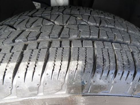 Used 2019 Jeep Grand Cherokee Limited image 31