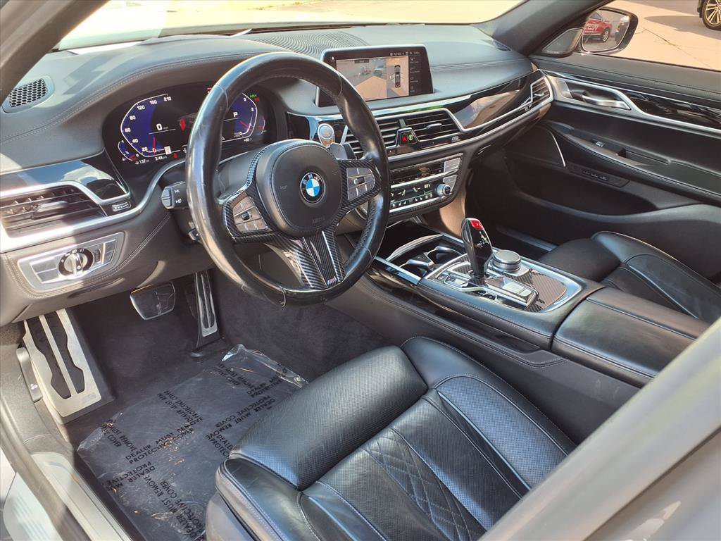 Used 2022 BMW 740i w/ M Sport Package RWD image 18