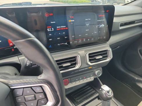 Used 2024 Ford Mustang Premium RWD image 17