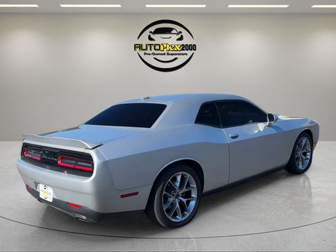 Used 2019 Dodge Challenger GT w/ Plus Package RWD image 7