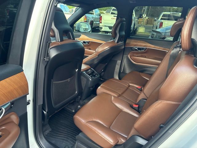 Used 2021 Volvo XC90 T6 Momentum w/ Advanced Package AWD/4WD image 16