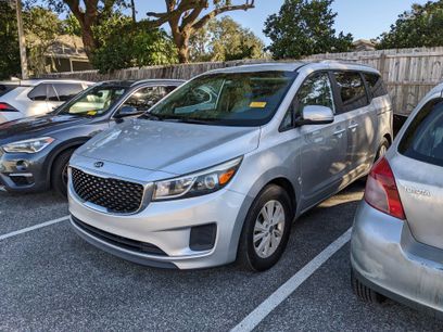 Used 2016 Kia Sedona LX w/ LX Convenience Package