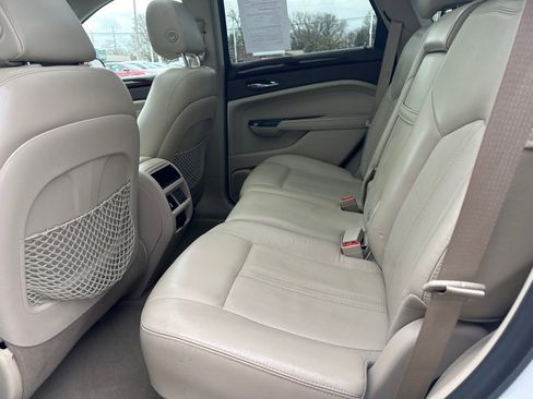 Used 2016 Cadillac SRX Luxury image 18