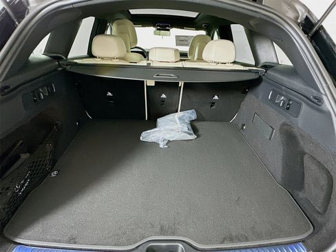 New 2026 Mercedes-Benz GLC 300 GLC 300 image 28
