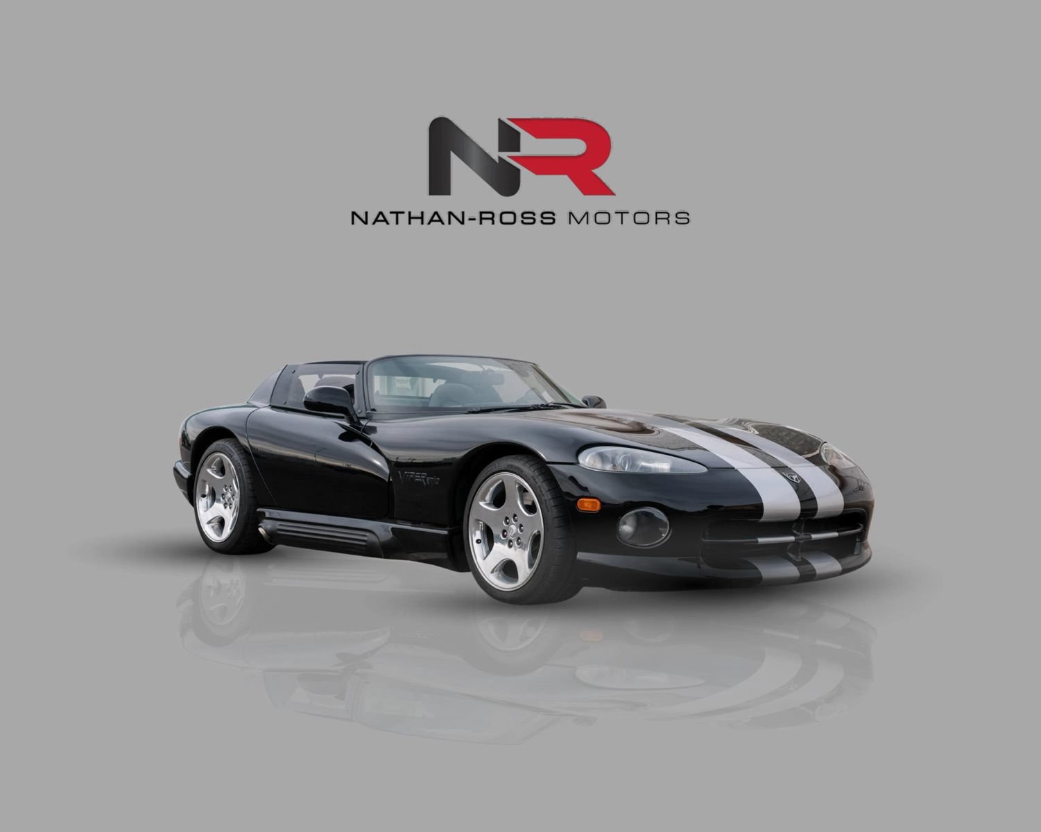 Used 1994 Dodge Viper RT/10 RWD image 1