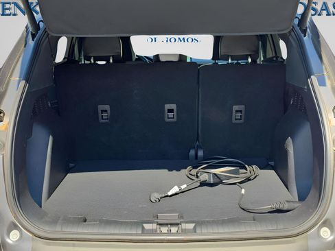Used 2025 Ford Escape SE FWD image 31