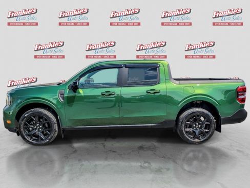 Used 2025 Ford Maverick Lariat w/ Black Appearance Package AWD/4WD image 2