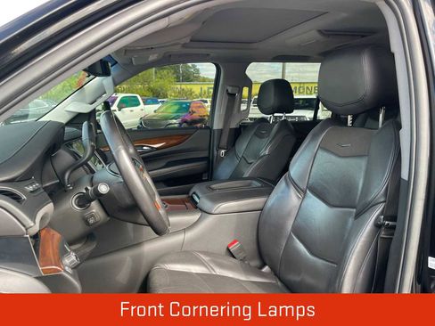 Used 2019 Cadillac Escalade ESV Premium Luxury RWD image 12