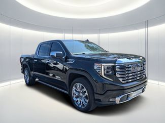 Used 2023 GMC Sierra 1500 Denali w/ Denali Reserve Package AWD/4WD video 1