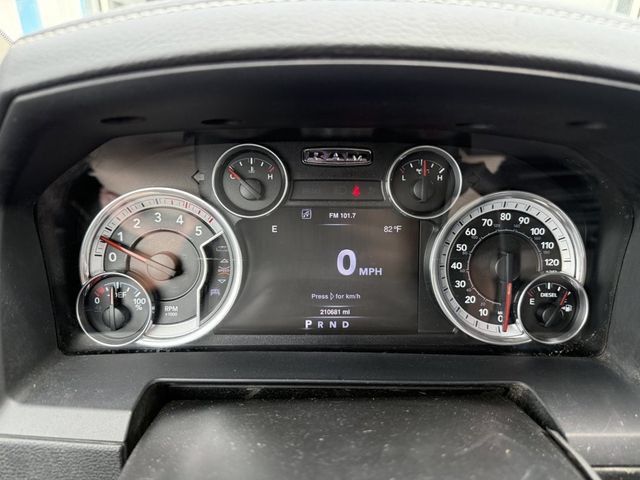 Used 2016 RAM 3500 Laramie AWD/4WD image 29