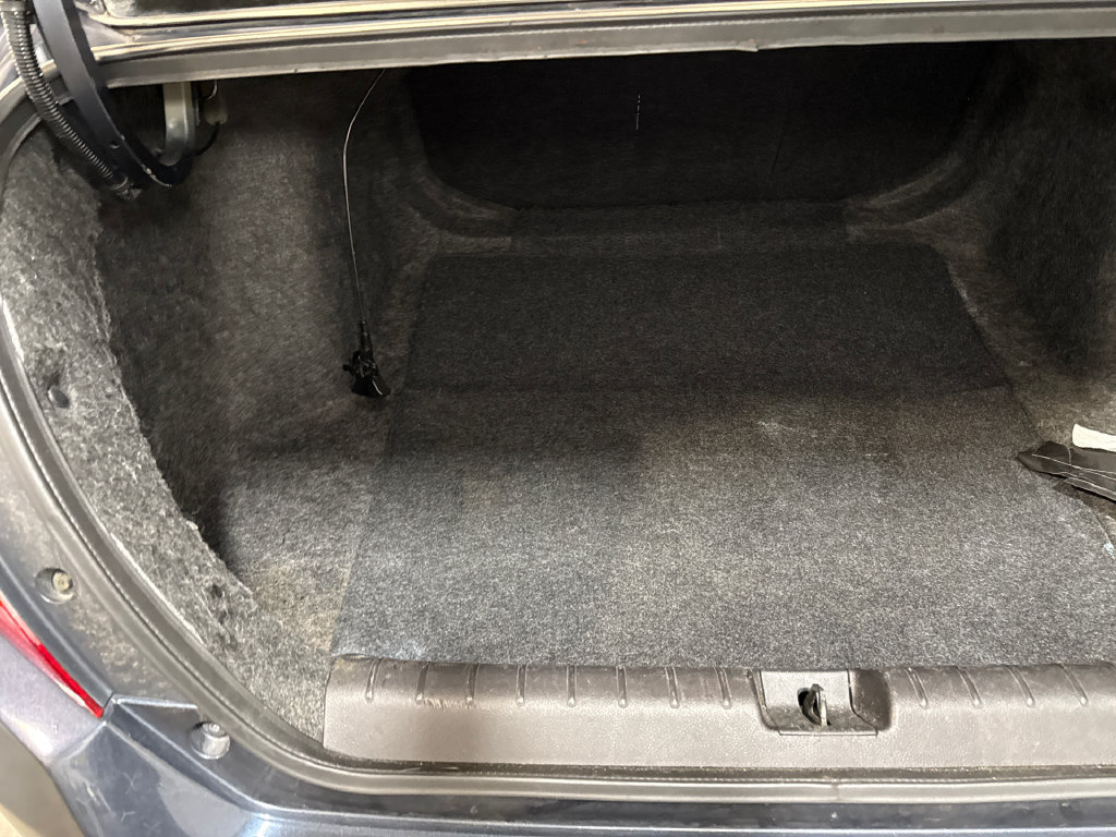 Used 2018 Honda Civic EX image 12
