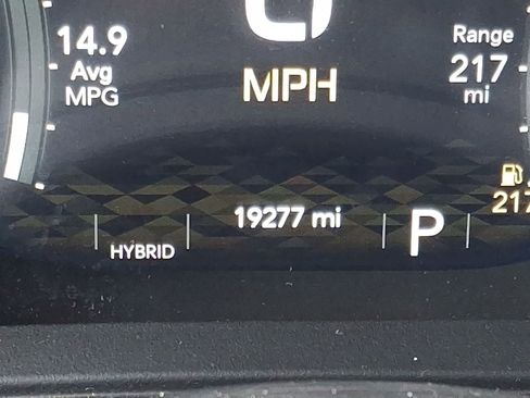 Used 2025 Jeep Wrangler Willys image 18