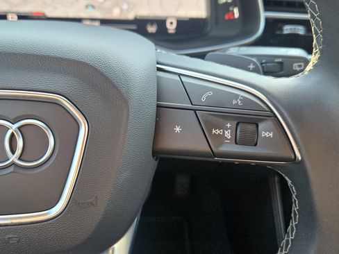 Used 2025 Audi Q7 3.0T Premium Plus image 29