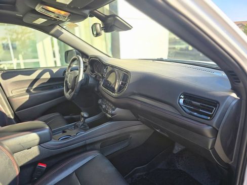 Used 2023 Dodge Durango GT AWD/4WD image 11