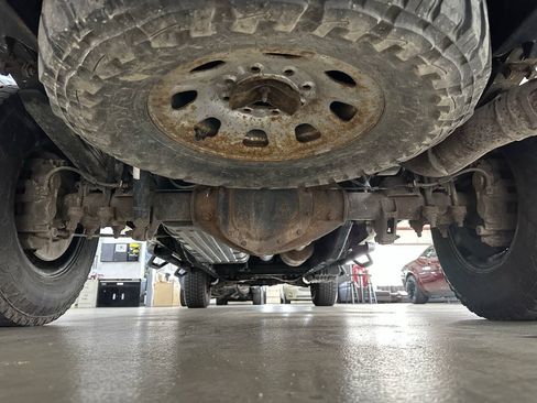 Used 2018 Chevrolet Silverado 3500 LT AWD/4WD image 30