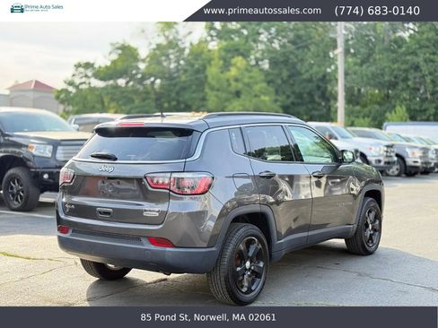 Used 2018 Jeep Compass Latitude AWD/4WD image 7