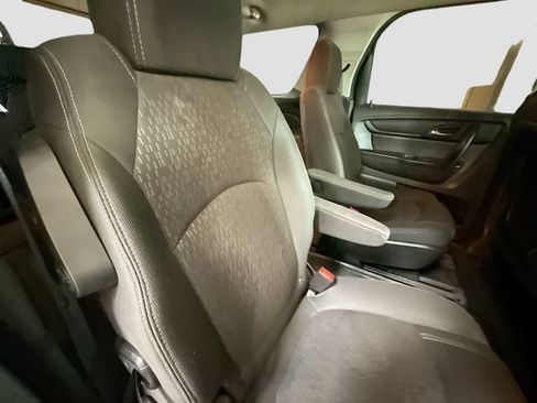 Used 2013 GMC Acadia SLE AWD/4WD image 28