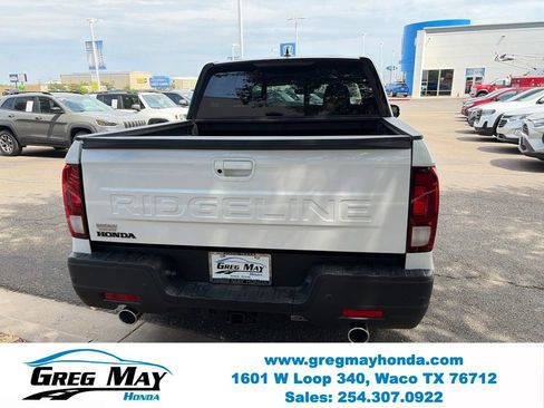 New 2026 Honda Ridgeline Black Edition image 6