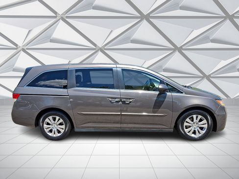 Used 2016 Honda Odyssey EX-L image 12
