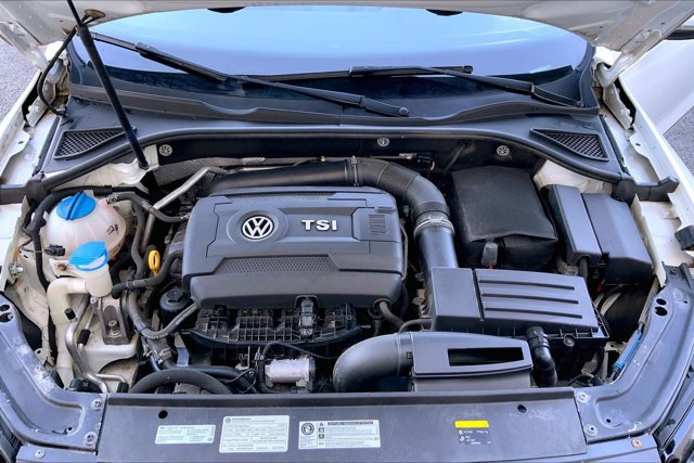 Used 2017 Volkswagen Passat 1.8T SE FWD image 9