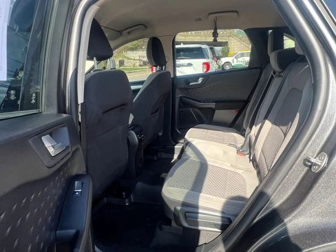Used 2020 Ford Escape SE FWD image 32