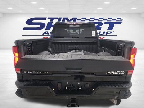 Used 2024 Chevrolet Silverado 2500 High Country w/ High Country Premium Package image 6