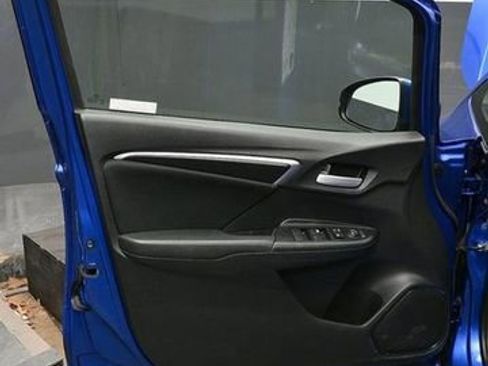 Used 2020 Honda Fit LX image 17