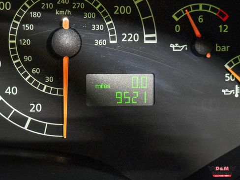 Used 2005 Lamborghini Murcielago Roadster image 16