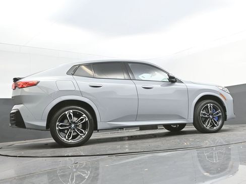 Certified 2024 BMW X2 xDrive28i w/ M Sport Package image 41